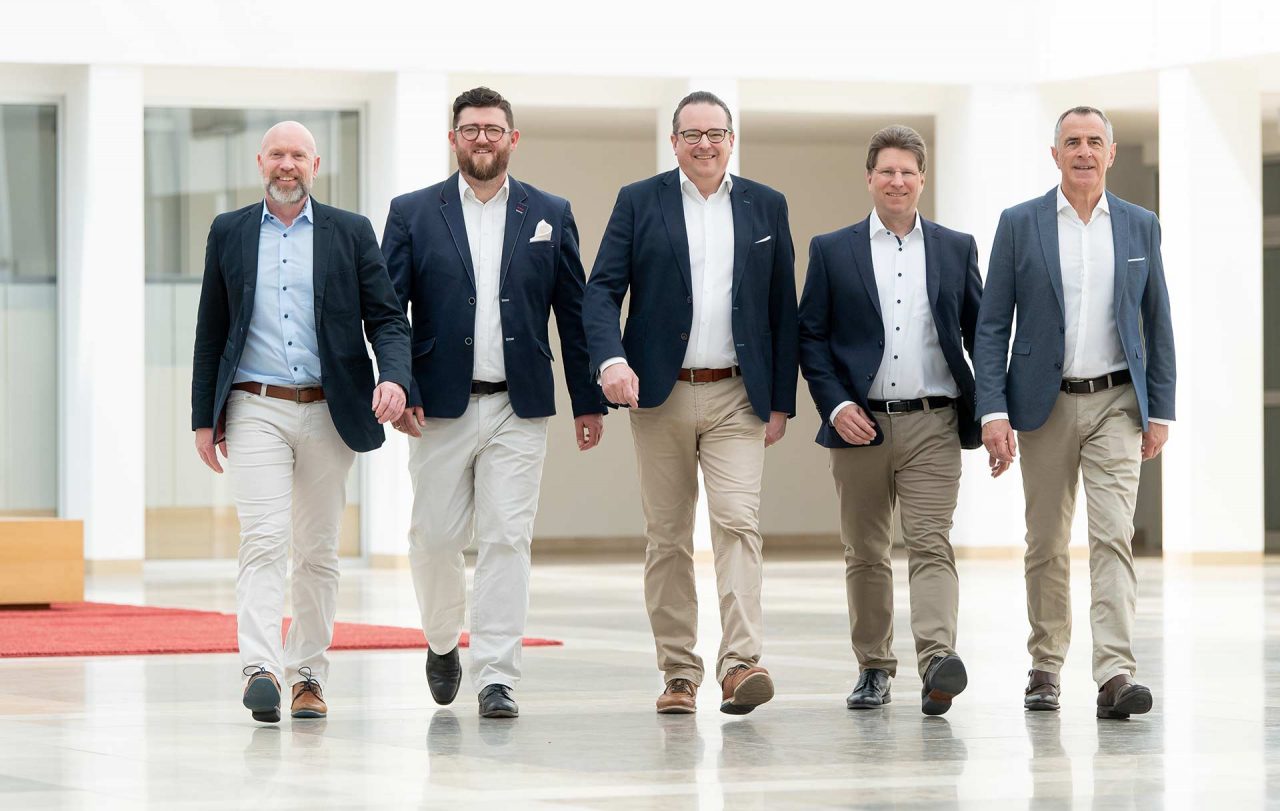 Mitarbeiterportraits Regensburg, Firmenportraits, Businessfotograf Regensburg, Corporate, Teambilder, Fotostudio Büttner