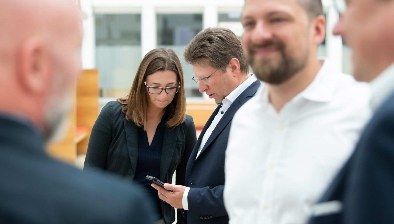 Mitarbeiterportraits Regensburg, Firmenportraits, Businessfotograf Regensburg, Corporate, Teambilder, Fotostudio Büttner