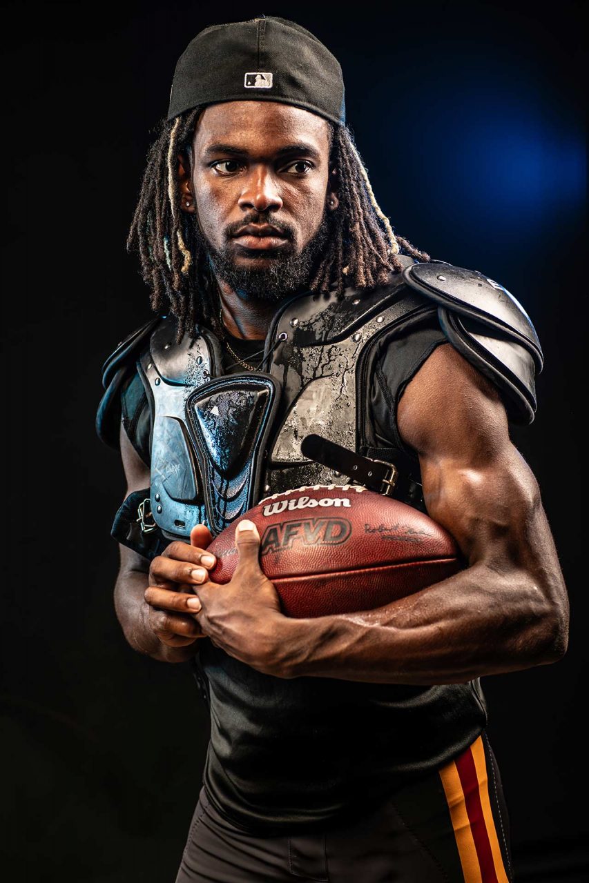 Herrenportrait Modeaufnahmen Headshots Sportfotos Fotostudio Büttner Football Phoenix Herrenportrait Modeaufnahmen Headshots Sportfotos Fotostudio Büttner Football Phoenix