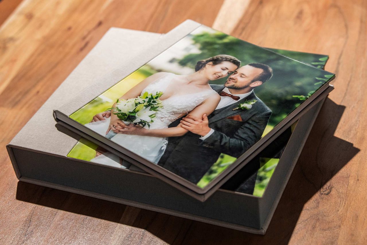 Hochzeitsalbum Weddingbook Hochzeitsfotos Regensburg Fotostudio Büttner Hochzeitsfotograf