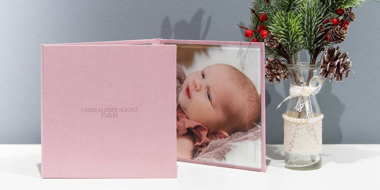Babyalbum Regensburg Fotostudio Büttner Hochzeitsfotograf Familienalbum Babyfotos Newbornfotografie