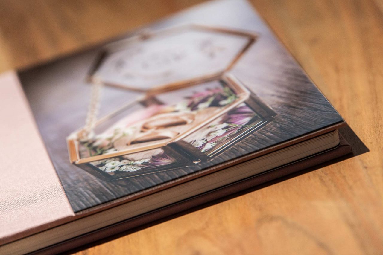 Hochzeitsalbum Weddingbook Hochzeitsfotos Regensburg Fotostudio Büttner Hochzeitsfotograf